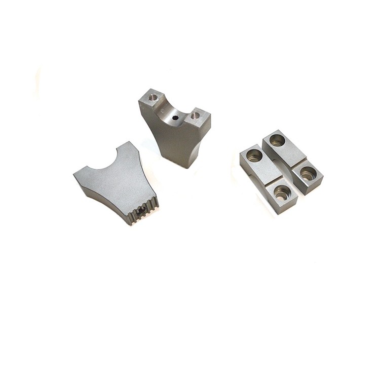Riser Manubrio regolabili CNC 28 mm Grigio