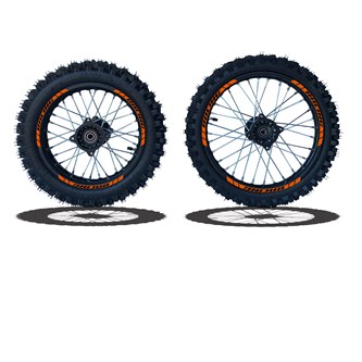 set cerchi  gomme 17 14 perno ruota 15mm racing 3 blu