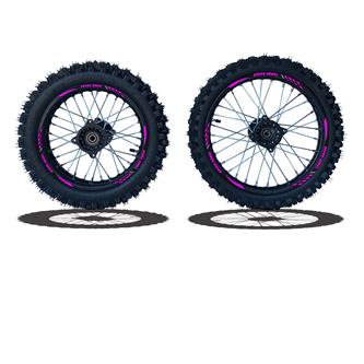 set cerchi  gomme 17 14 perno ruota 15mm racing 4 fuxia
