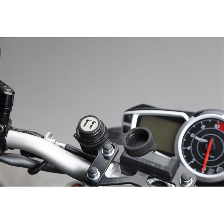 Doppia presa di ricarica USB con cablaggio EMA.00.107.11300